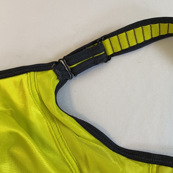 4-Hook Soma Sports Bra-34D - Picture 6 of 8